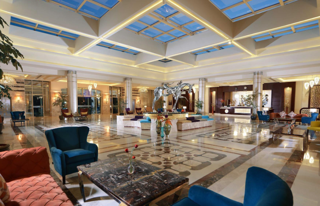 Albatros White beach 5