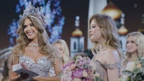  Представительница Оренбурга Анна Линникова победила в конкурсе «Мисс Россия-2022», финал которого прошел в Москве. Об этом говорится в официальной группе конкурса в социальной сети «ВКонтакте».