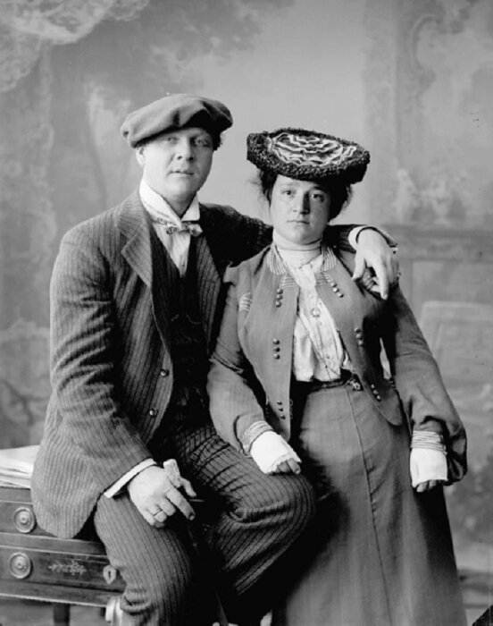 Русский оперный певец Фёдор Шаляпин с супругой балериной Иолой Торнаги 