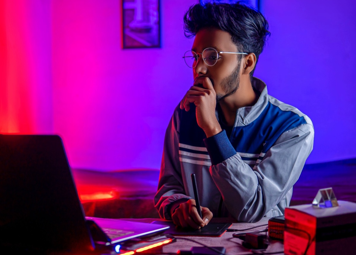     ему трудно вписаться в реальность Фото: www.unsplash.com