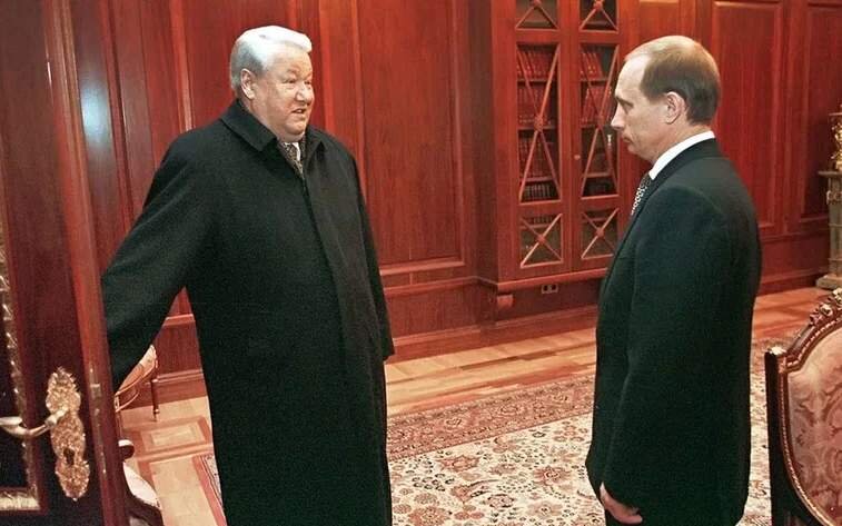 Ельцин дал наказ.