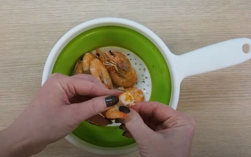 Салат «Спрут» с кальмаром и креветками