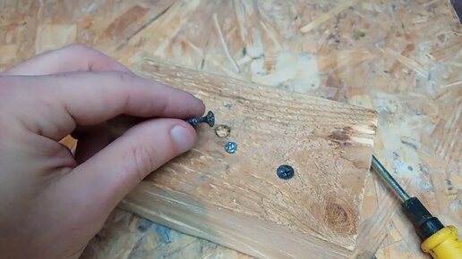 Лёгкий и быстрый способ выкрутить саморез с сорванными гранями ...