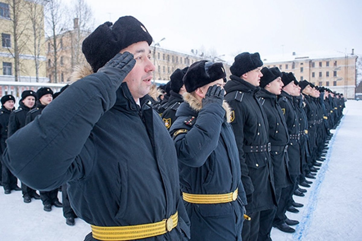    На Балтийском флоте дали присягу около 5 тысяч призывников