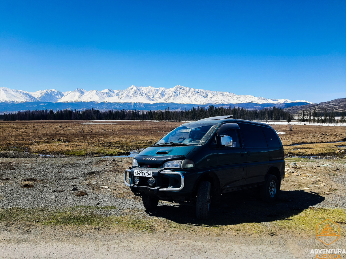 Mitsubishi Delica и Северо-Чуйский хребет