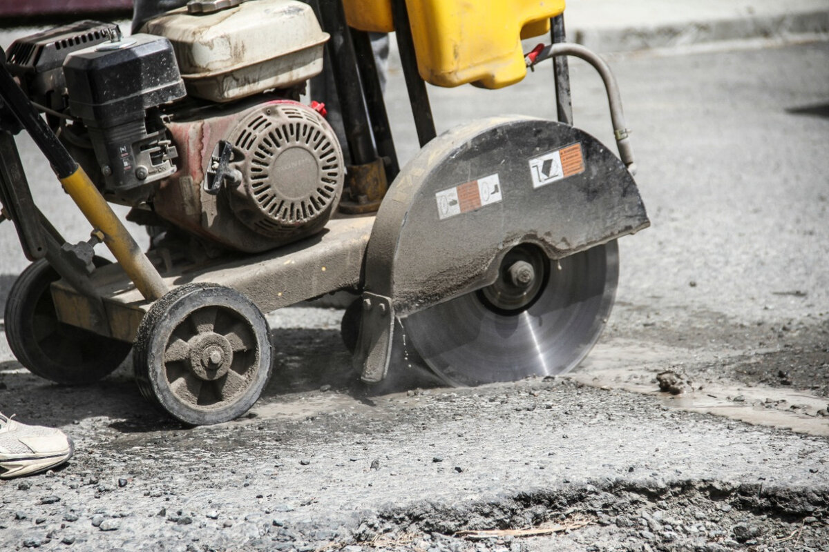 Фото: пресс-служба администрации Корсакова, дорожный ремонт 