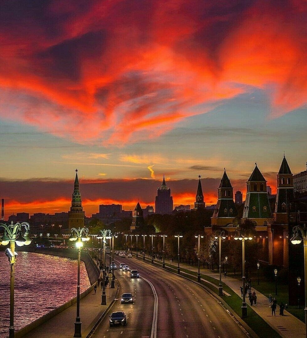 Солнце над москвой