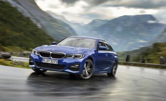 Представленный на Парижском автошоу 2018 года, G20 является седьмым поколением культового BMW 3 серии.