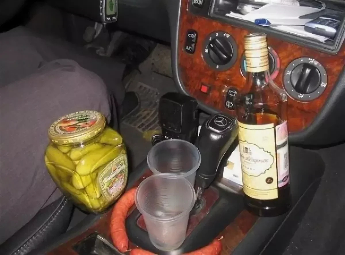 Quitar arañazos coche con alcohol