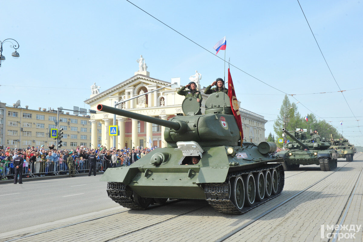 Парад 2019 года. Фото агентства МеждуСтрок