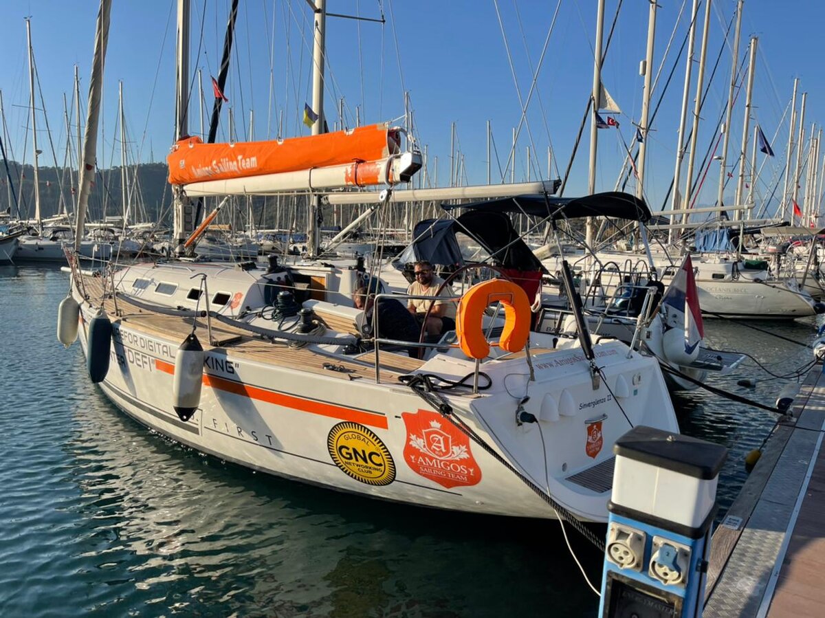 Beneeteau First 40.7