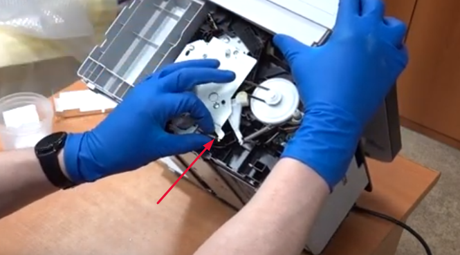 Сверлим отверстие