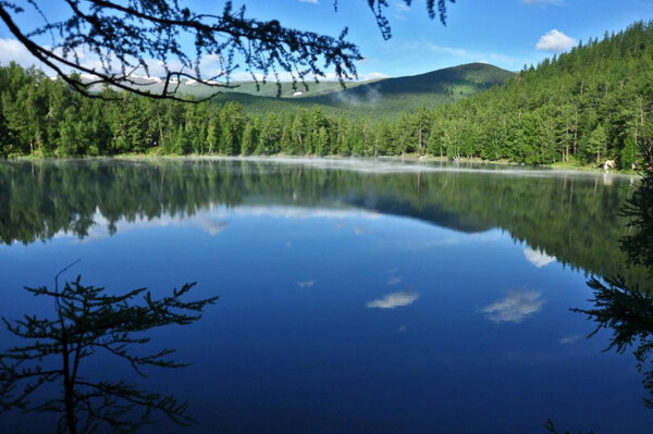 Ce e în neregulă cu acest lac