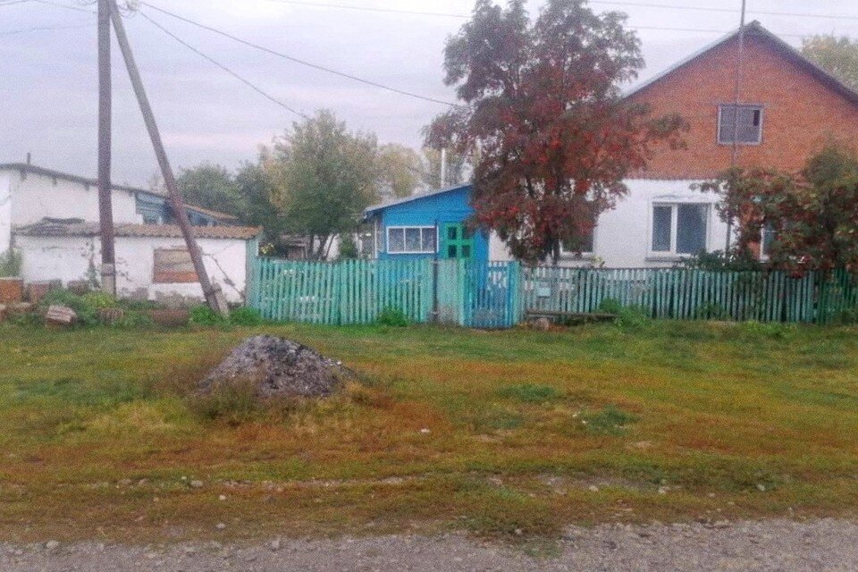     Дом, где жили Алена и Александр, сейчас пустует  из личного архива героя(ев) публикации