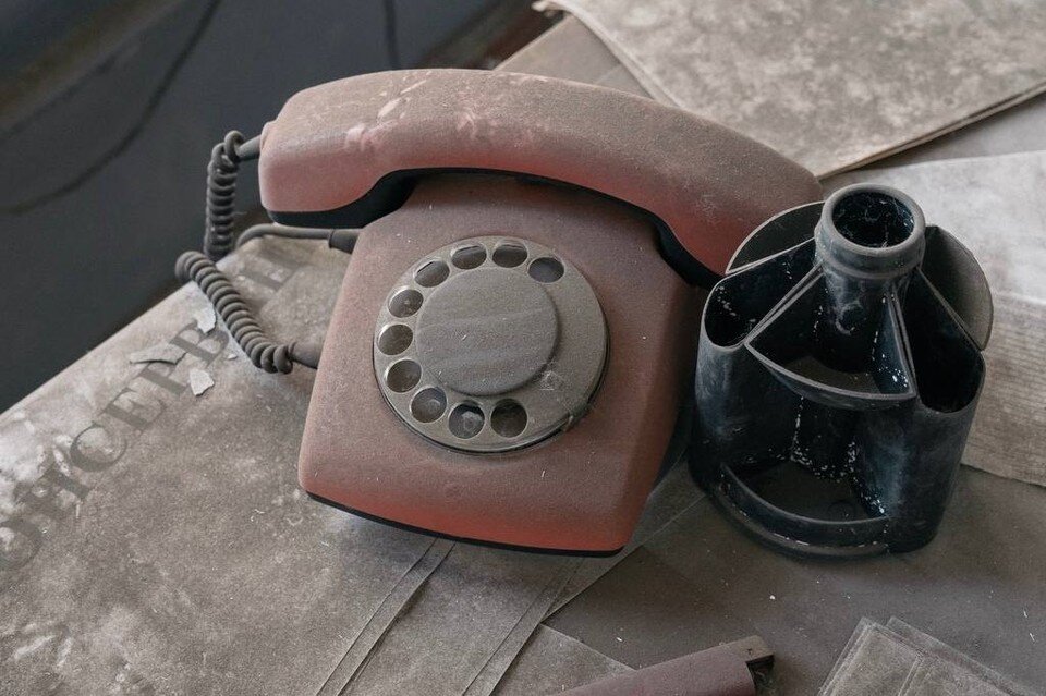     Так сейчас выглядят помещения законсервированного никелевого завода. Фото: Арсений Котов