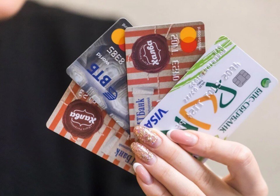     Карточки можно будет получить в картоматах. Павел МАРТИНЧИК