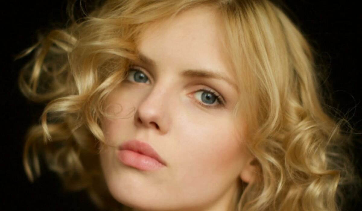 Актриса Софья Озерова