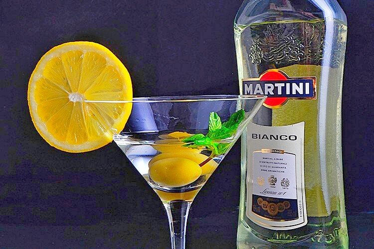 Алкогольные напитки компании Martini