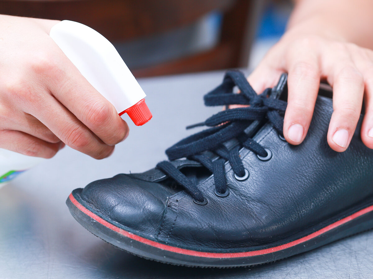 Как убрать пятна от соли на обуви: простые способы избавиться от проблемы |  Интернет-газета «Жизнь» | Дзен