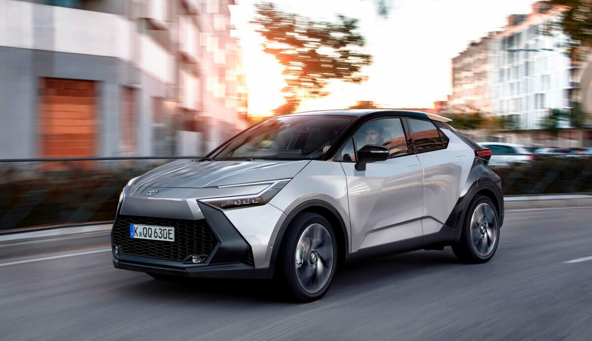 Toyota CH–R – 2023: что нового? | SferaCar | Дзен