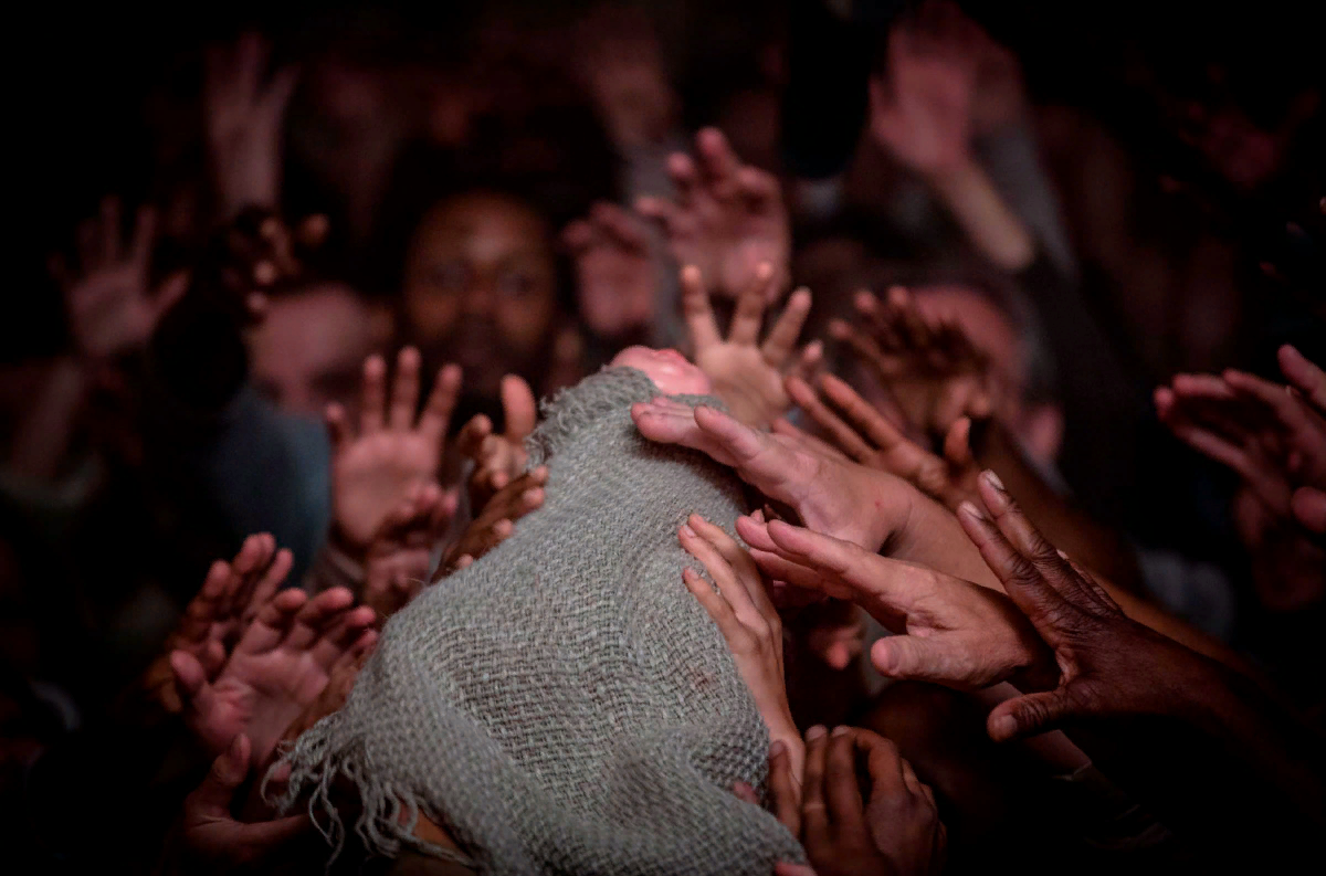 день мертвецов злая кровь фильм. ужасы много людей. ужасы много людей. ходячие мертвецы зомби1978г. ужасы много людей.