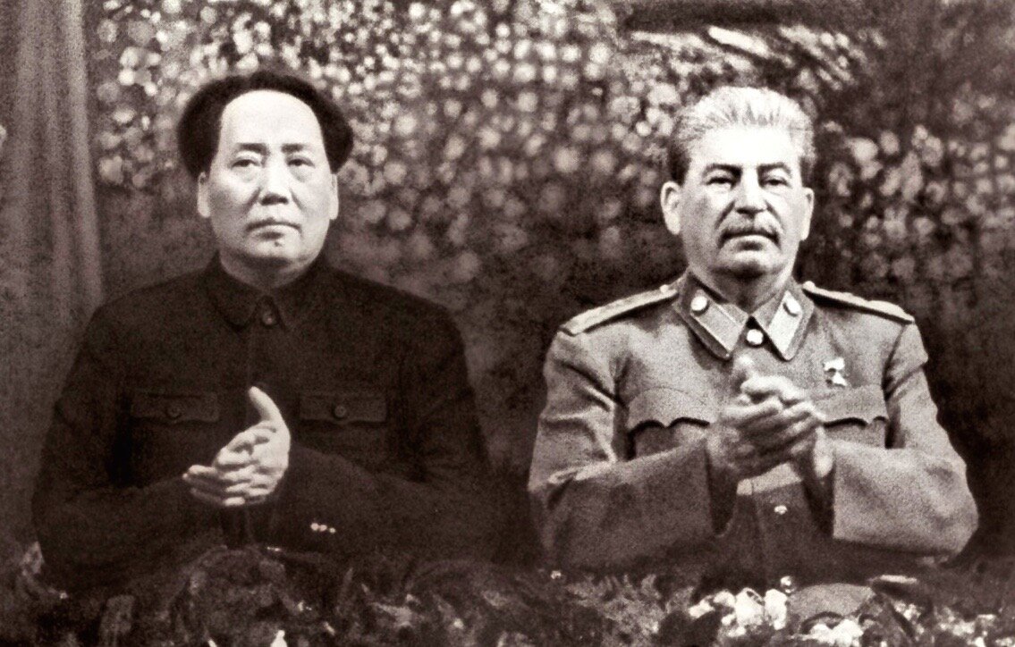 Мао Цзедун и И. В. Сталин. Фото из открытых источников.