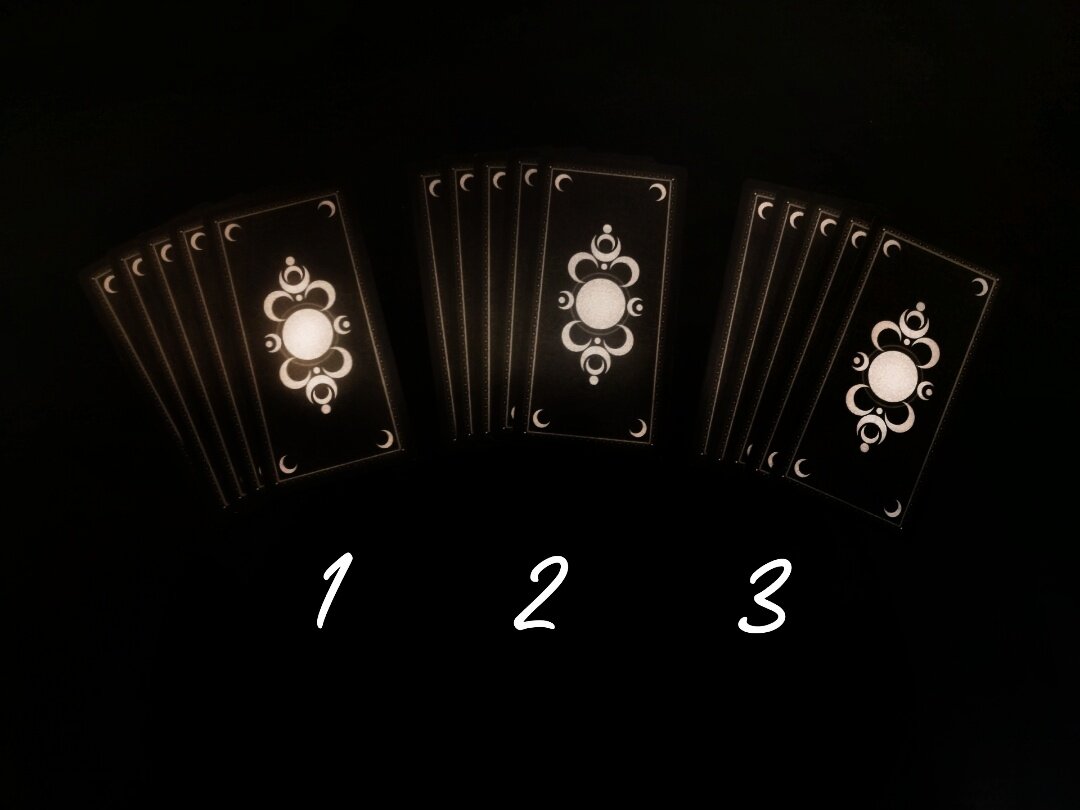 Для индивидуального расклада пишите на WhatsApp +79773504132