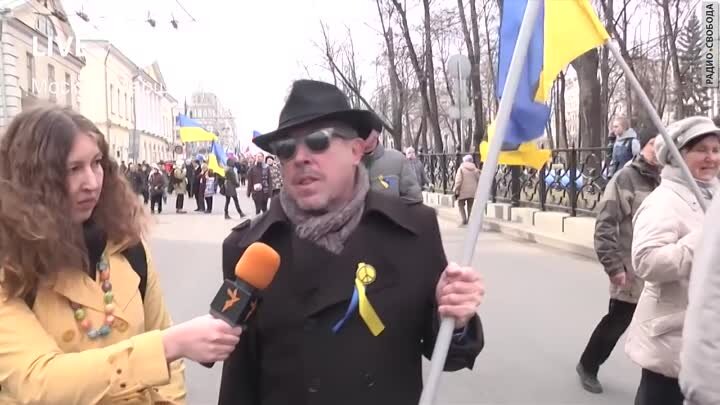 Помнить нужно и слова, и дела каждого, чтобы потом не удивляться: "И ты, Брут?!". Он делал это? Делал. Что ж забывать, как кто себя повёл в трудное время.