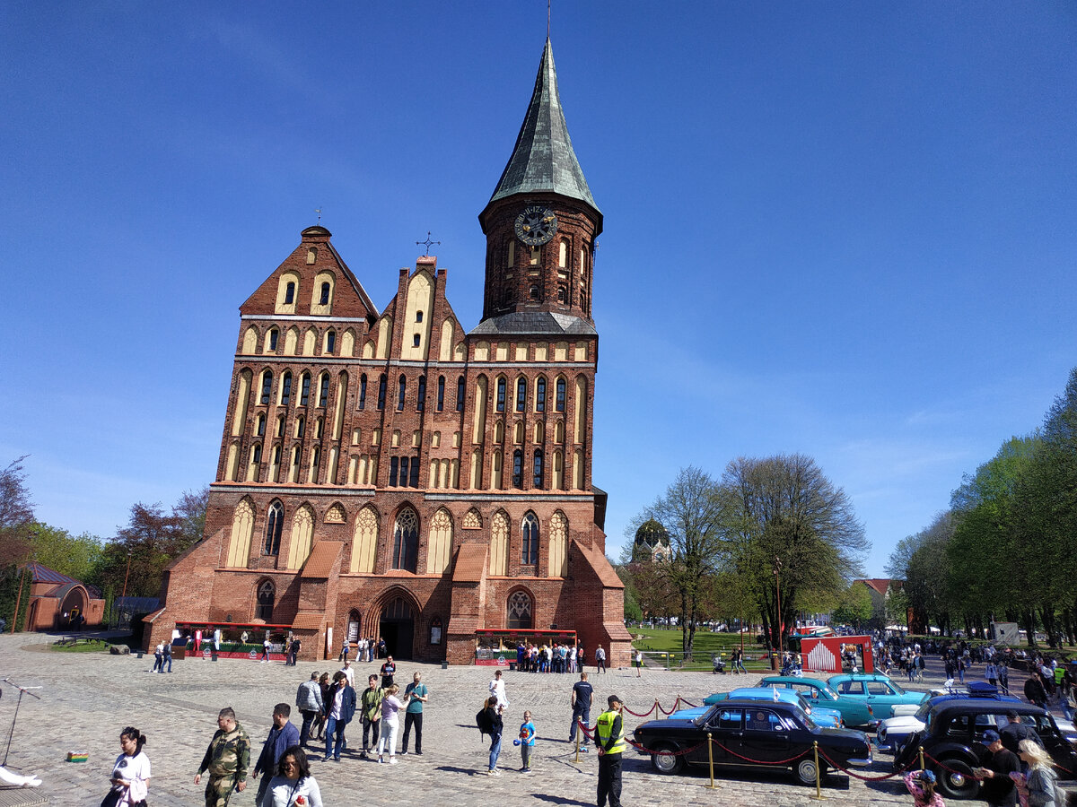 Домский собор Богоматери и Святого Адальберта - "балтийская" готика