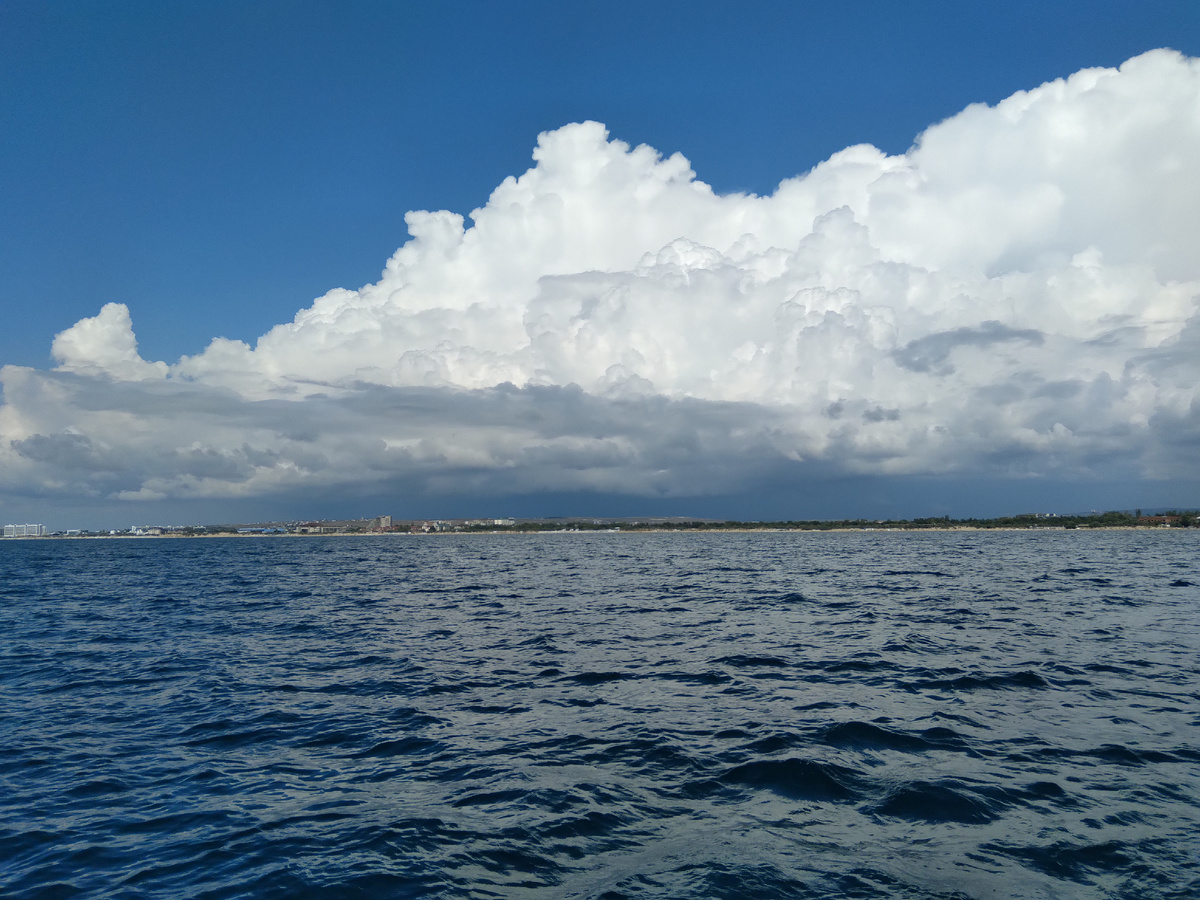Чёрное море. Фото из личного архива. Просто) Пусть оно будет здесь)
