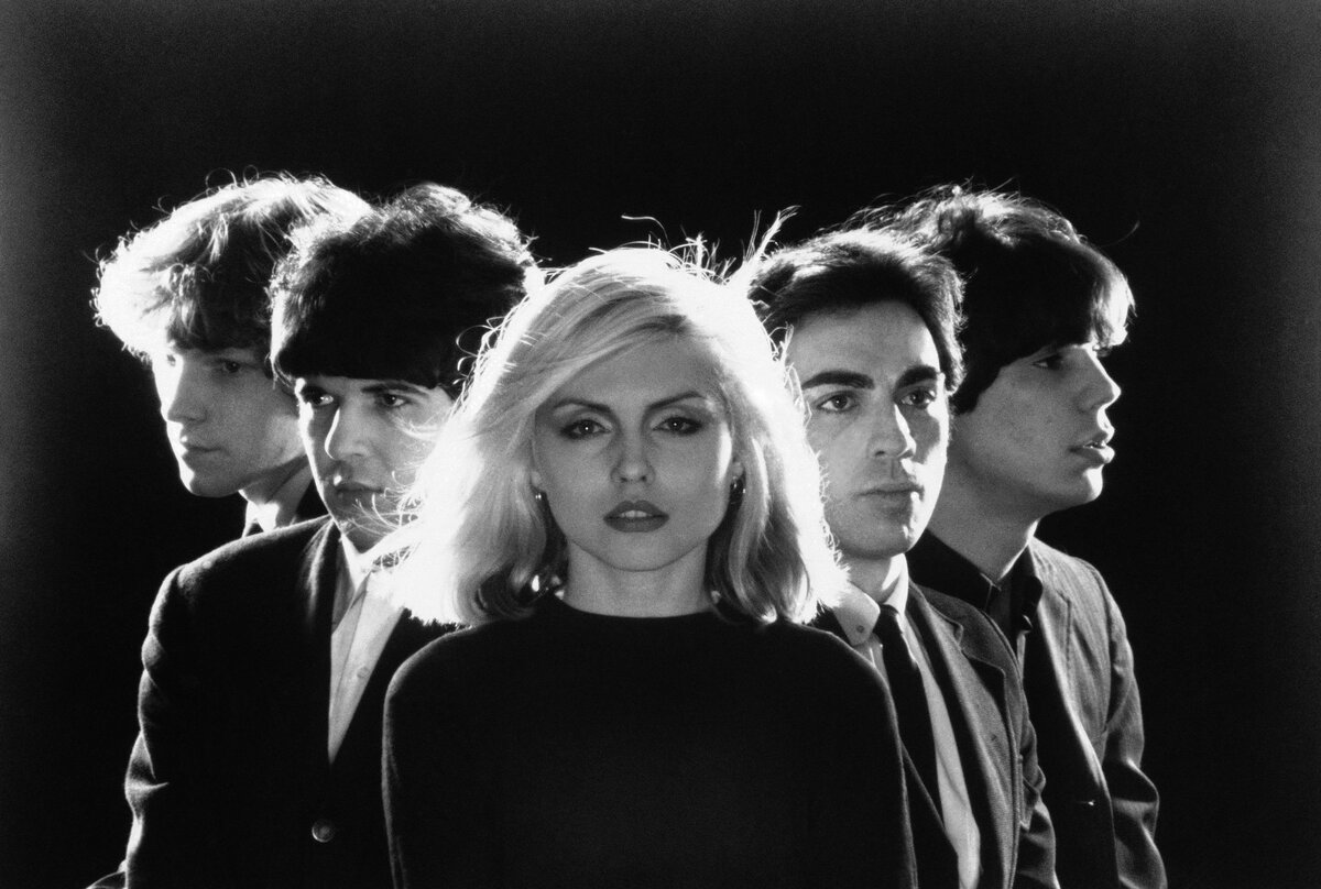 Blondie - One Way Or Another (1978). Сильные женщины тоже боятся. | Приятно  слушать | Дзен