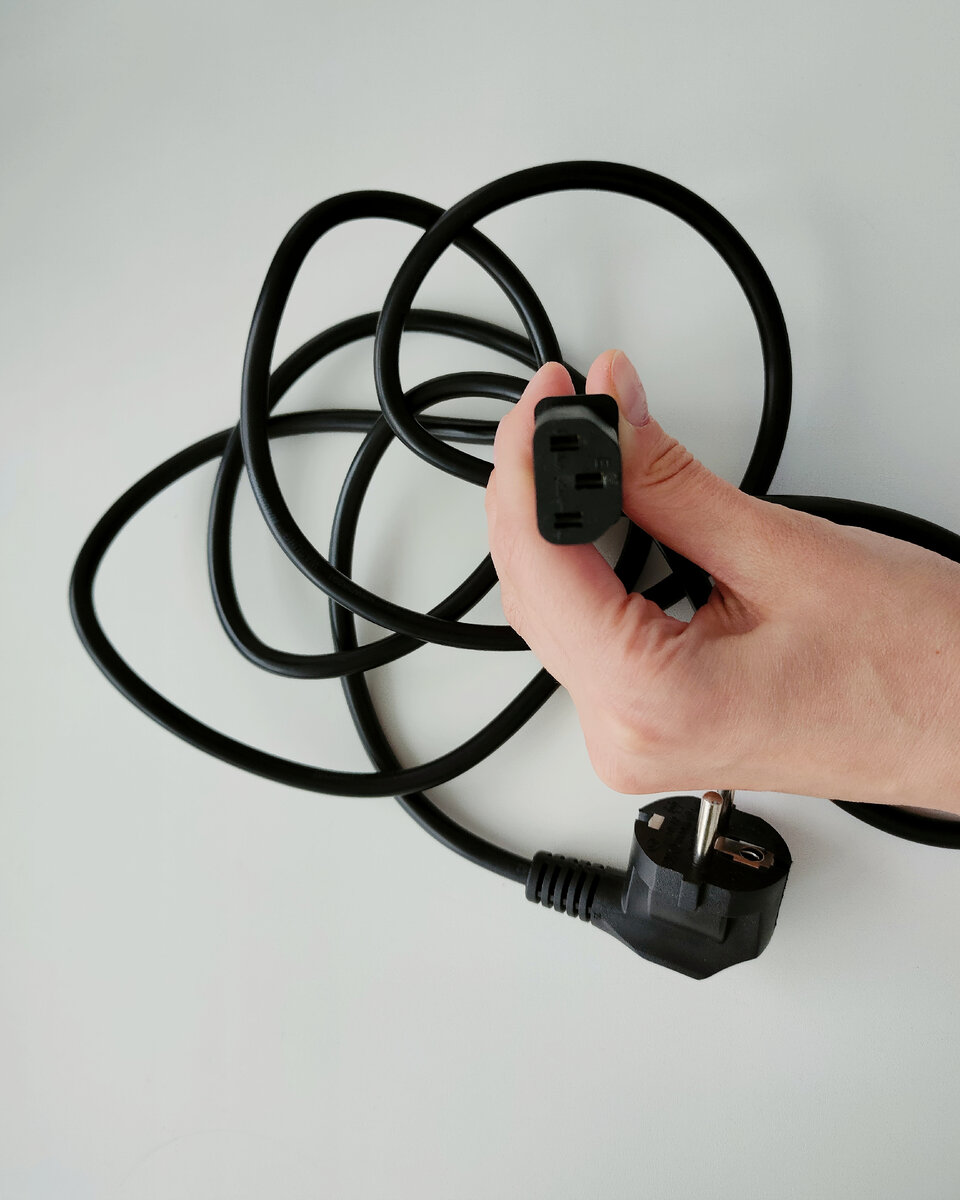 Кабель питания 