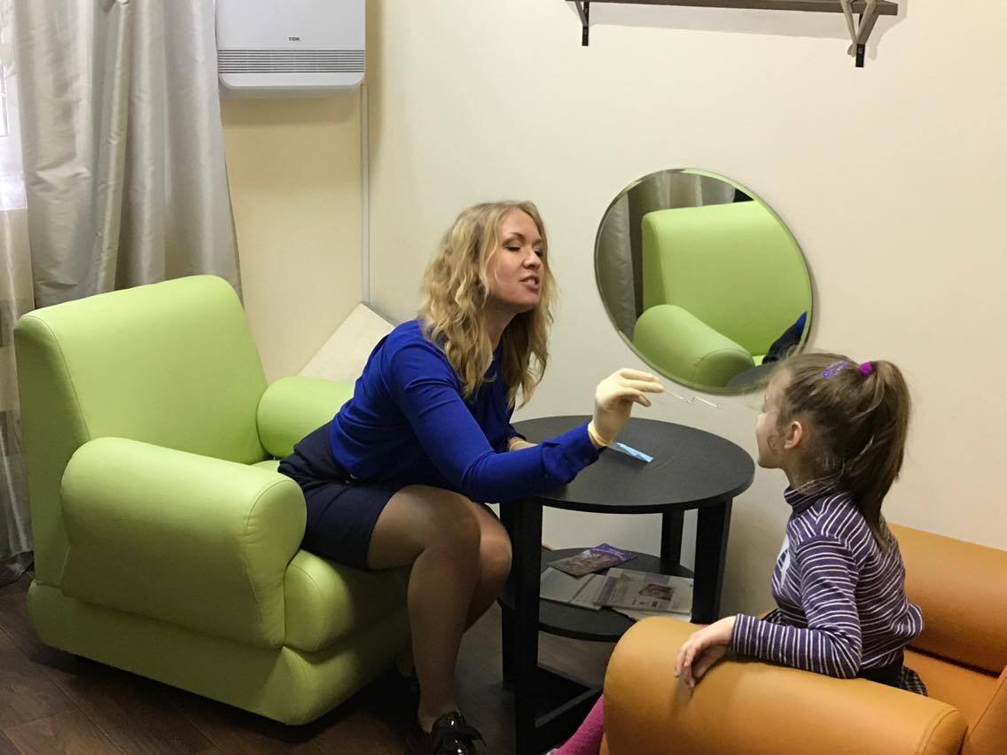 консультация логопеда-миофункционального терапевта в Диал-Дент