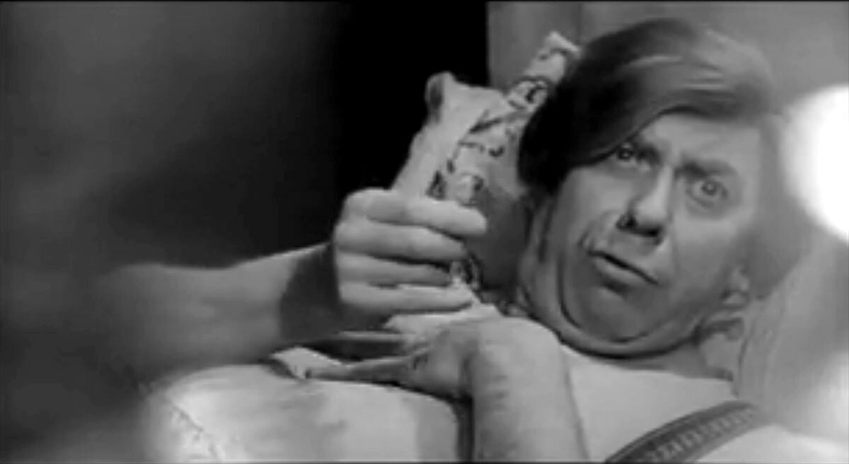 8 июля 1968 года на экраны вышла комедия Михаила Швейцера «Золотой телёнок» — первая советская полнометражная экранизация произведений Ильи Ильфа и Евгения Петрова.-7