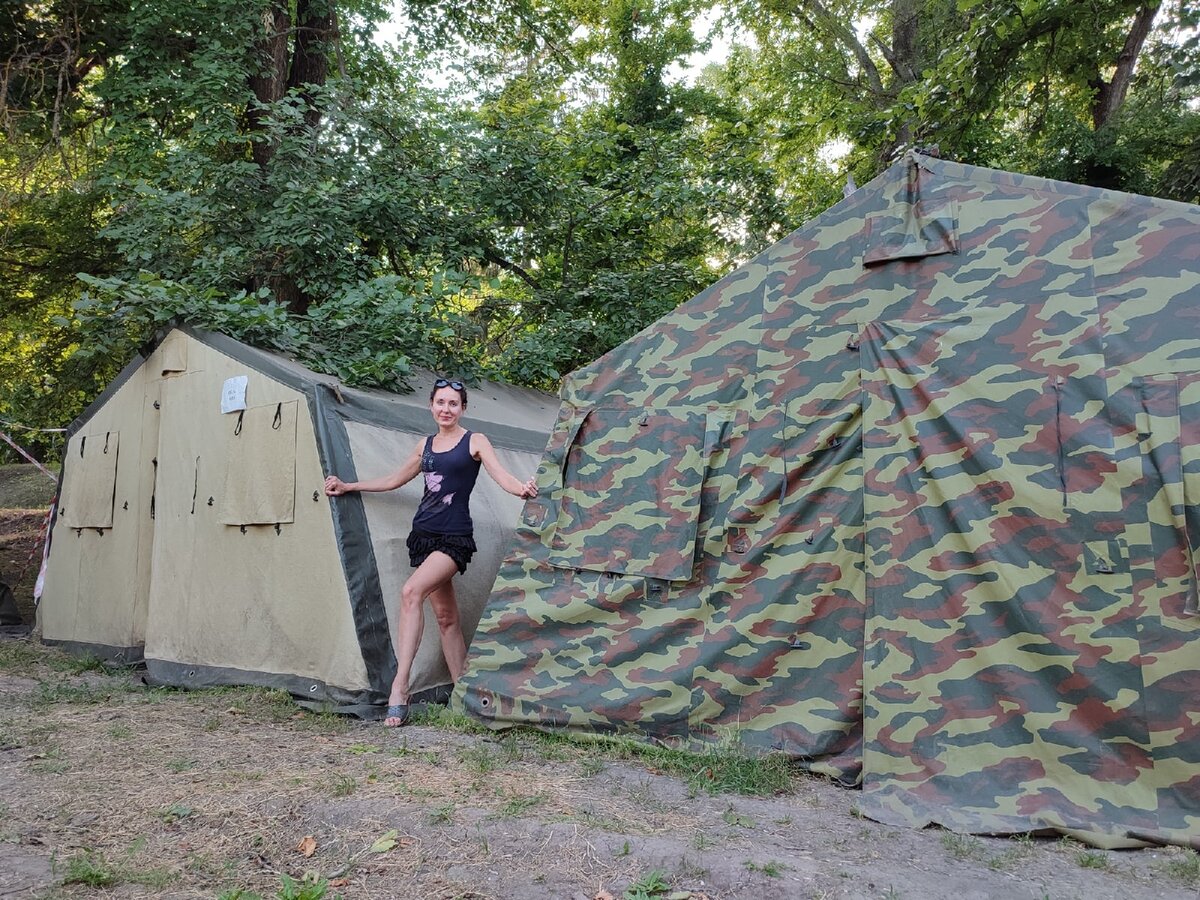 Палатки для военных на территории санатория. Листайте галерею

