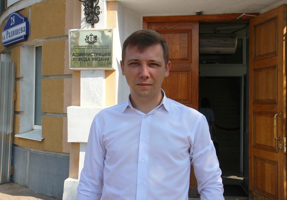     Михаил Ромодин: Приступить к работе в мэрии Рязани мне поручил врио губернатора Павел Малков.