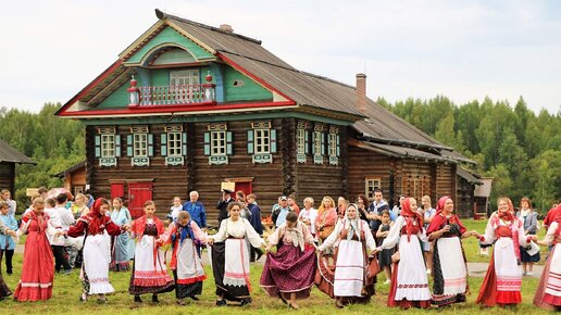 Вот уникальный дом крестьянина-кулака 19 века.Деревня царской России.