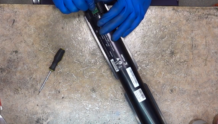 Фото 13. Вытаскиваем старый чип