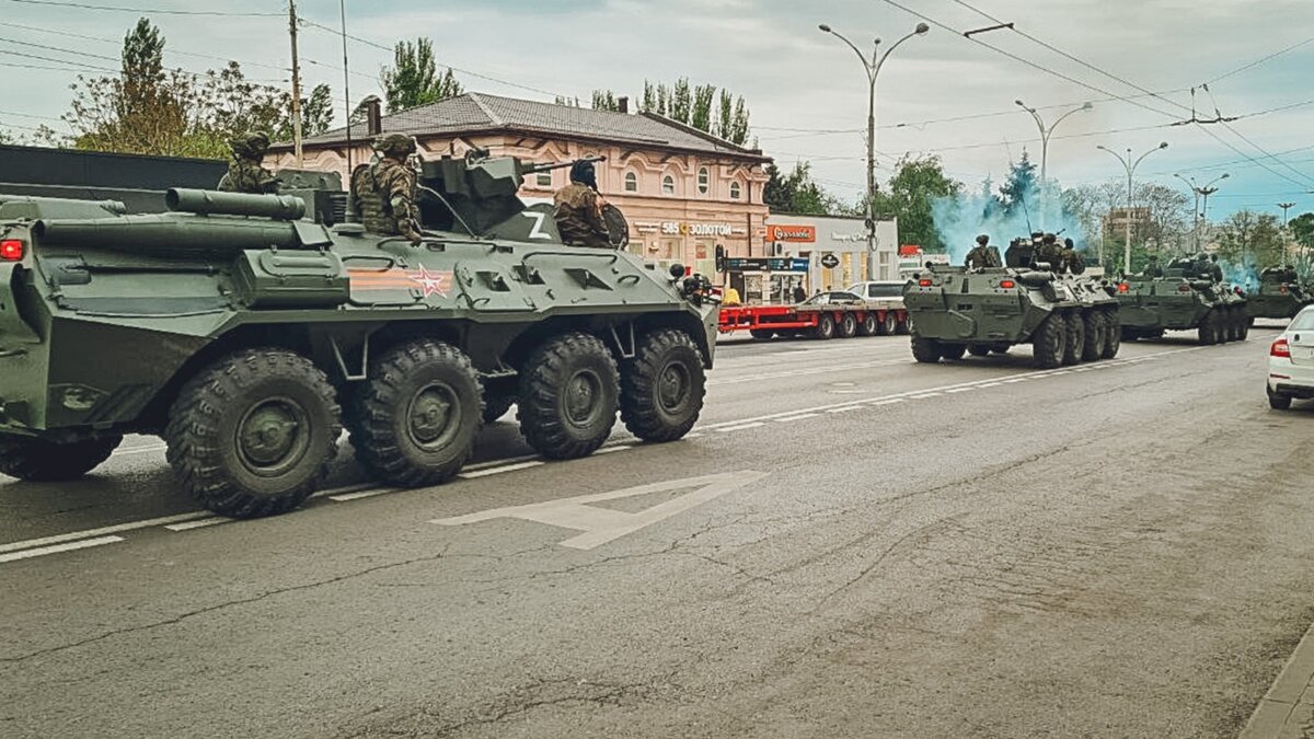     В России активно продолжается мобилизационная кампания и люди получают повестки по всей стране, в том числе в Ростовской области. Получат ли их строители, ученые, артисты и аграрии, в материале RostovGazeta.