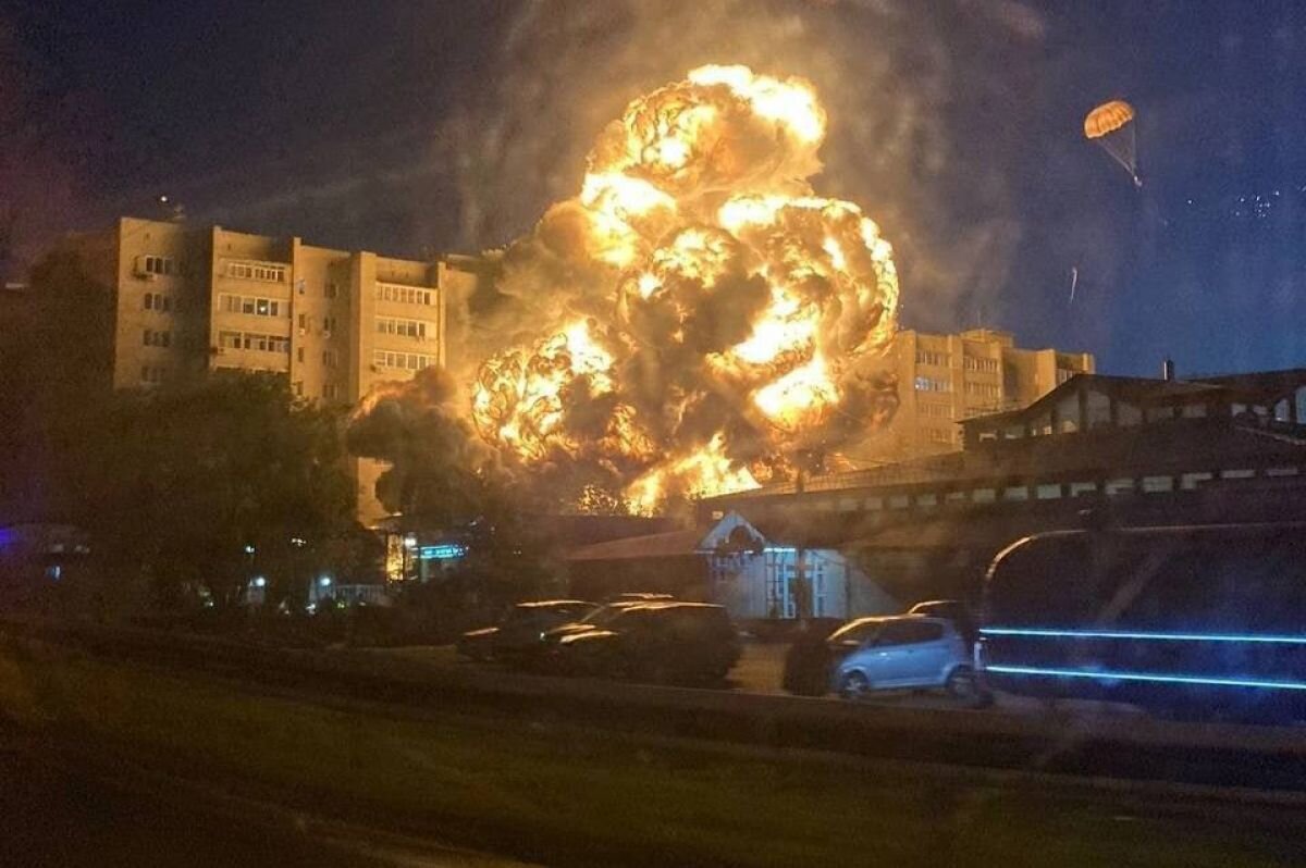    Глава Ейска: Все службы оперативно выехали на место пожара