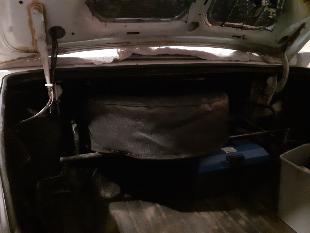 Чехол на колесе