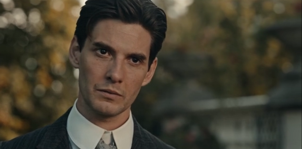 Кадр из сериала: Бен Барнс в 5 эпизоде сериала