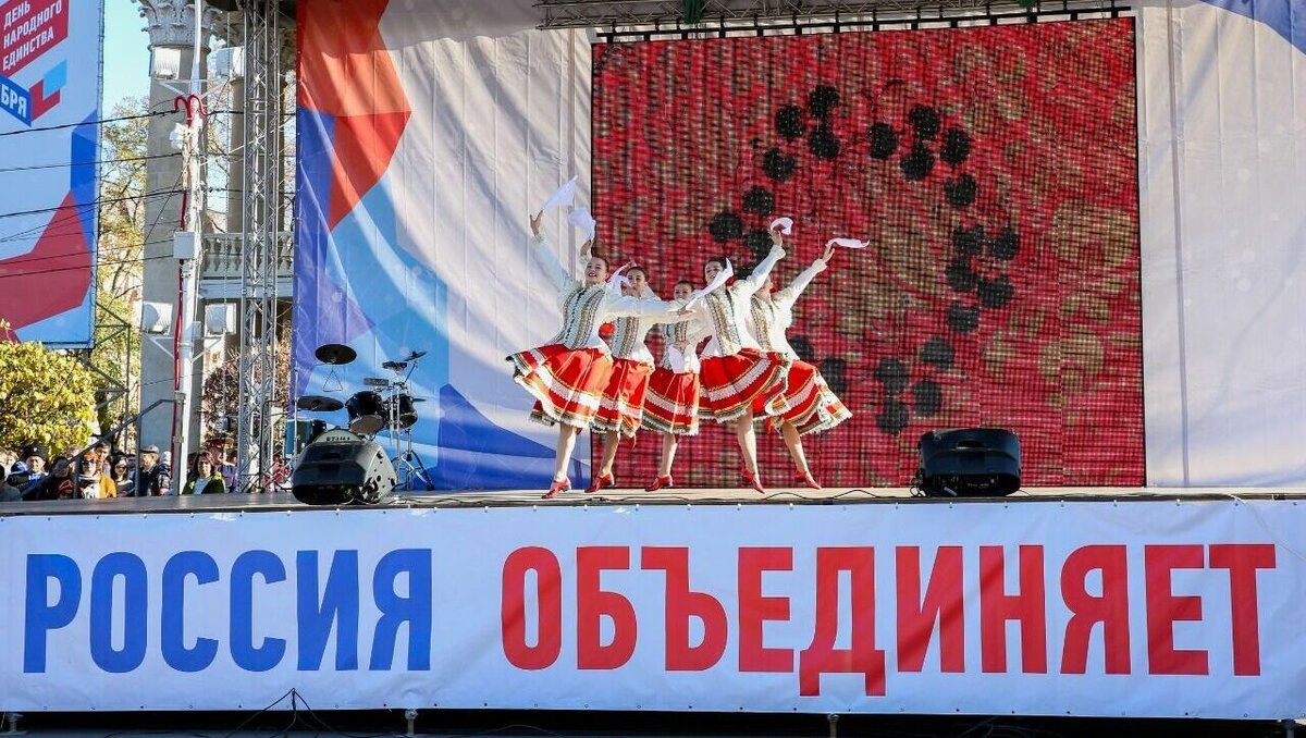     Какие эстафеты, акции, концерты и театрализованные программы проведут для жителей Ставрополя — смотрите в материале NewsTracker.