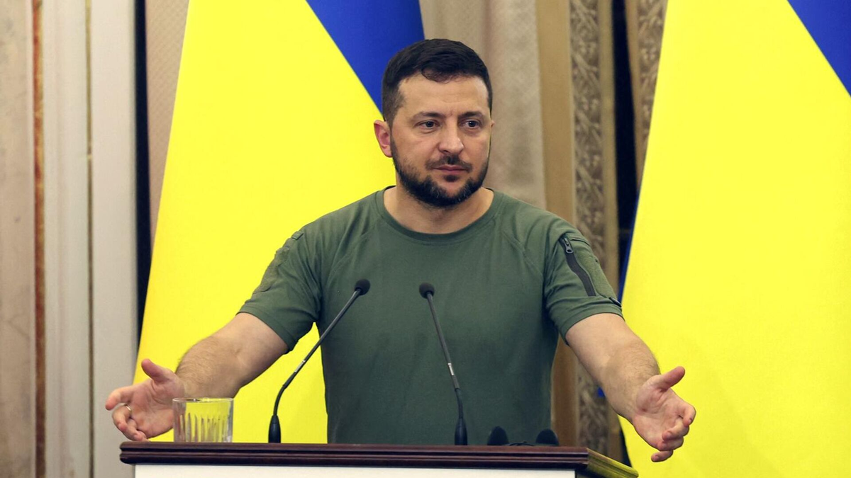 Люблю вставлять фото Володи в статьи. Ну очень он артистичный, зря в президенты пошел.