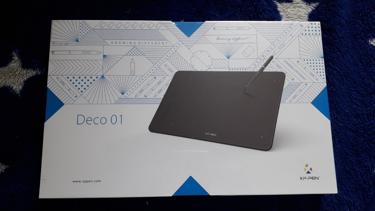 Я зареклась покупать б/у технику, покупаю то, что по карману (сама себя обеспечиваю). На фото - планшет для ретуши, который купила с первой же зарплаты ретушёром, за 5 тысяч рублей