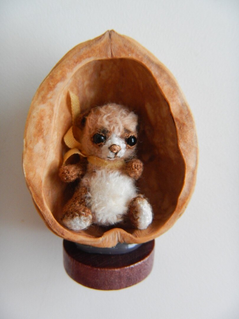 Автор игрушек Наталья Косова. Фото: Наталья Косова (листайте направо - там много нереально красивых миниатюрных игрушек)