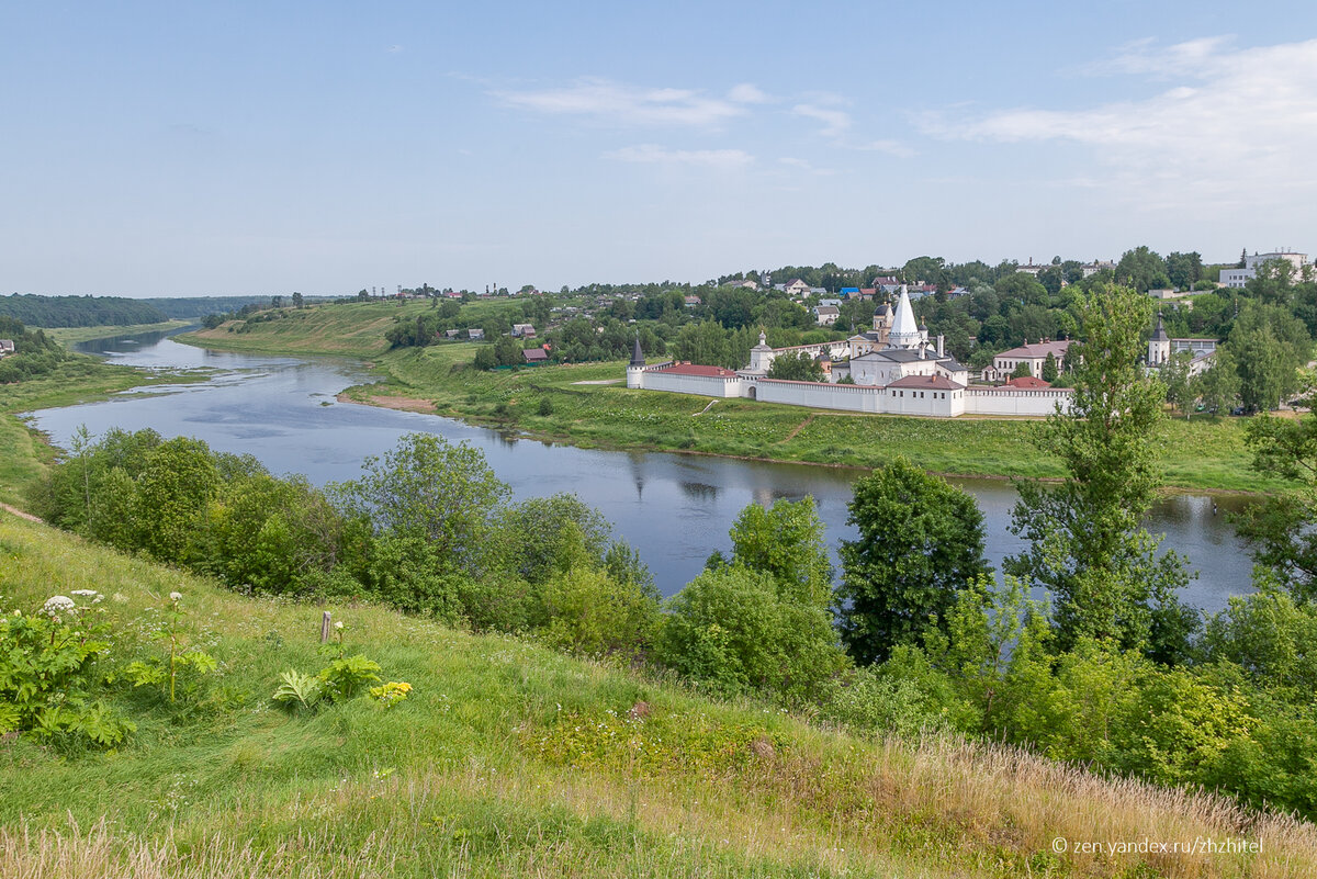 Старица что это. Город Старица на Волге. Тверь городок Старица. Старица набережная. Москва Старица.