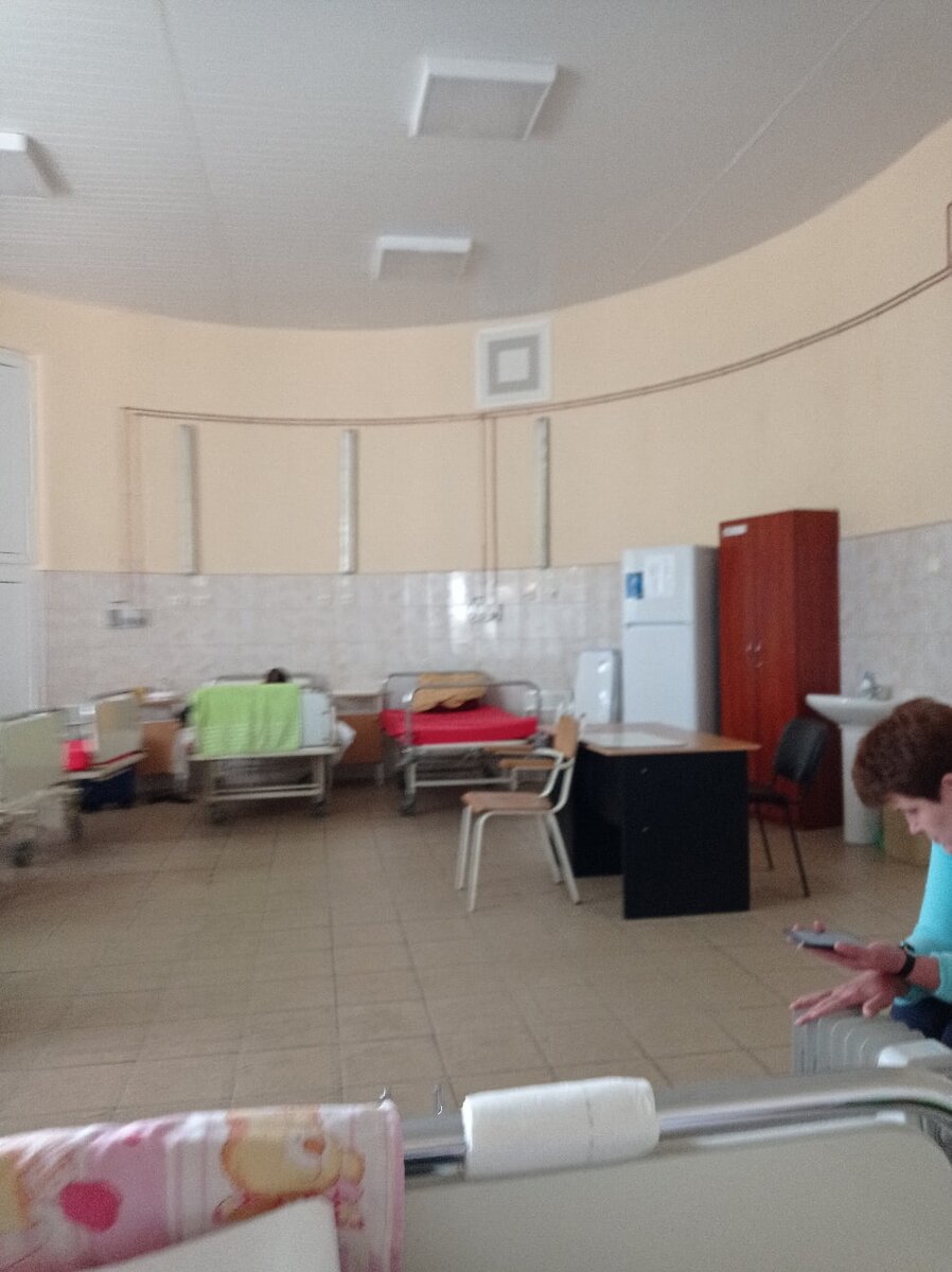 Послеоперационная, овальная палата