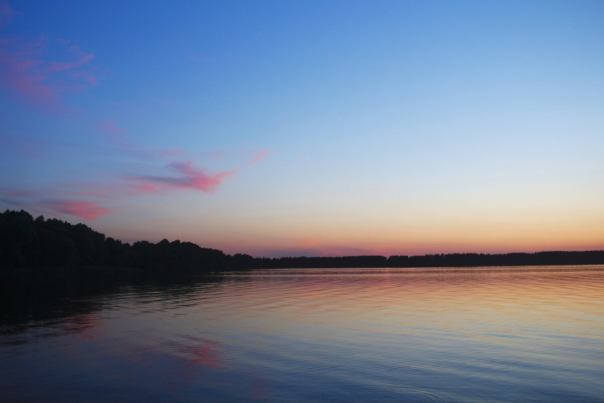 Краски заката на озере близ Шатуры, фото автора