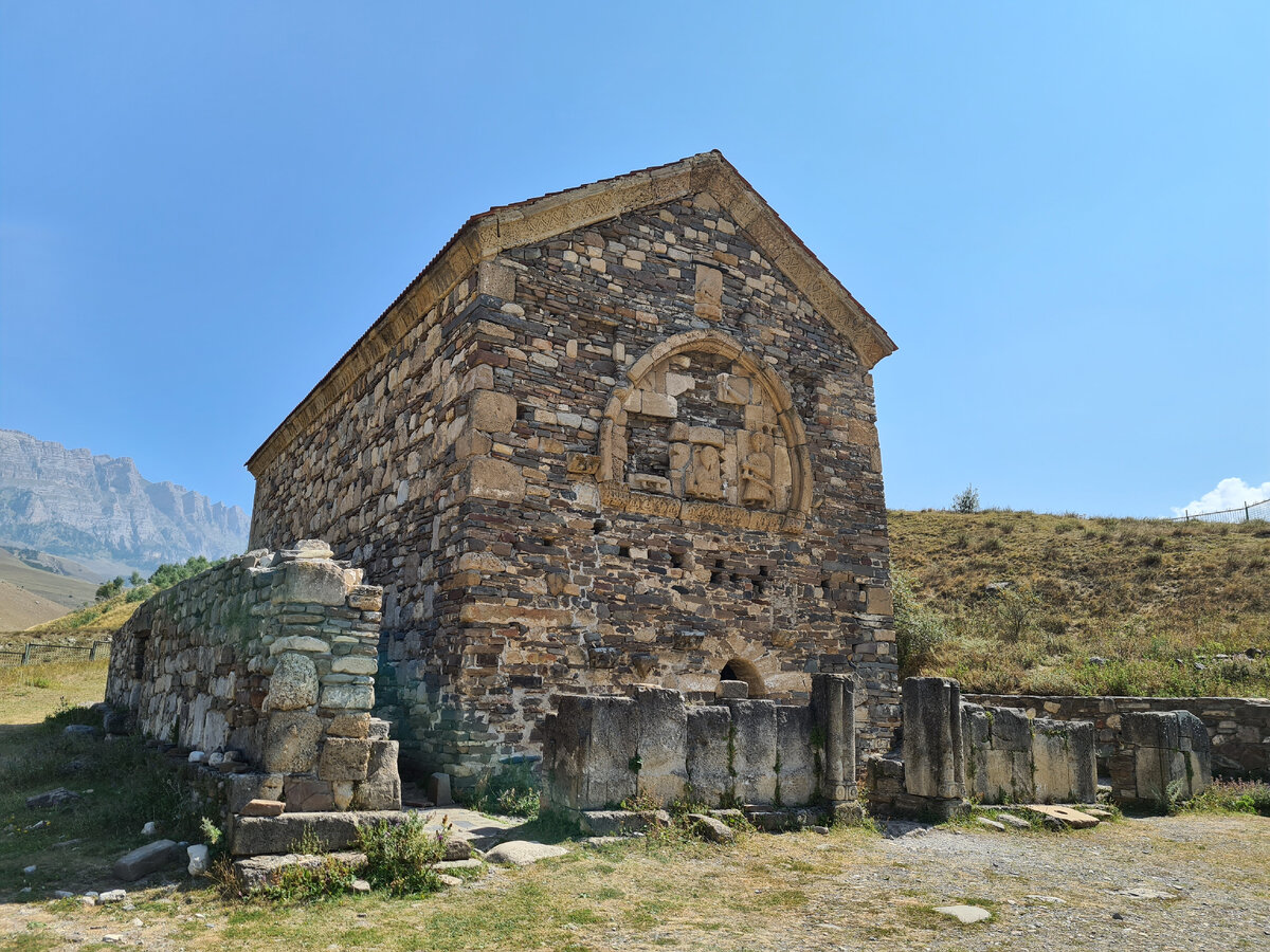 Тхаба-Ерды ==>